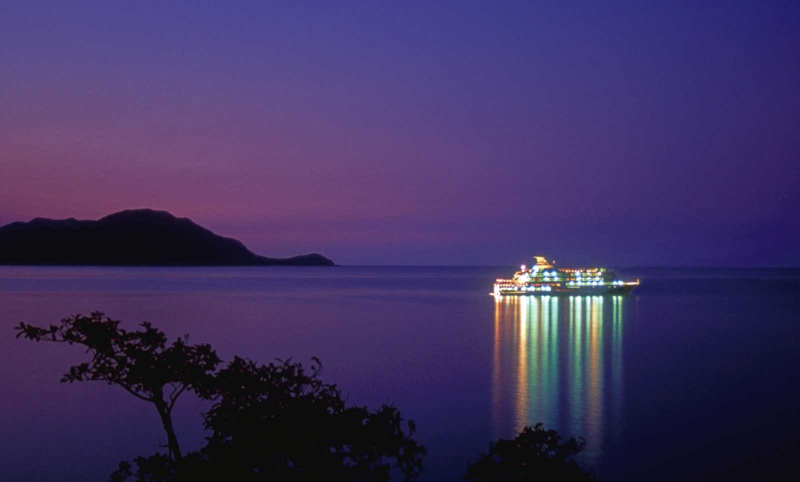Captain Cook Cruises Great Barrier Reef
